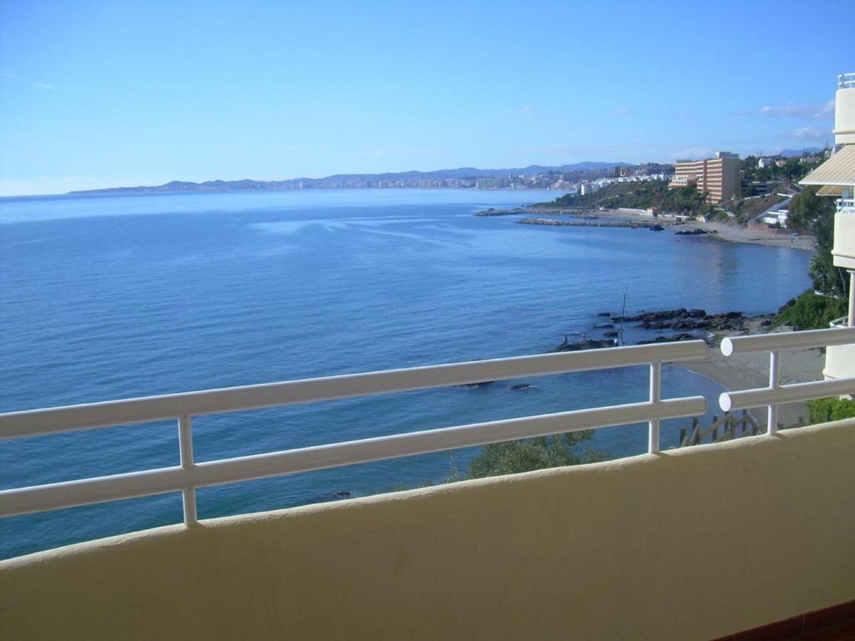 Holidays2Benalmadena Torrequebrada Sea View Front Beach With Pool Parking & Terraces Ngoại thất bức ảnh