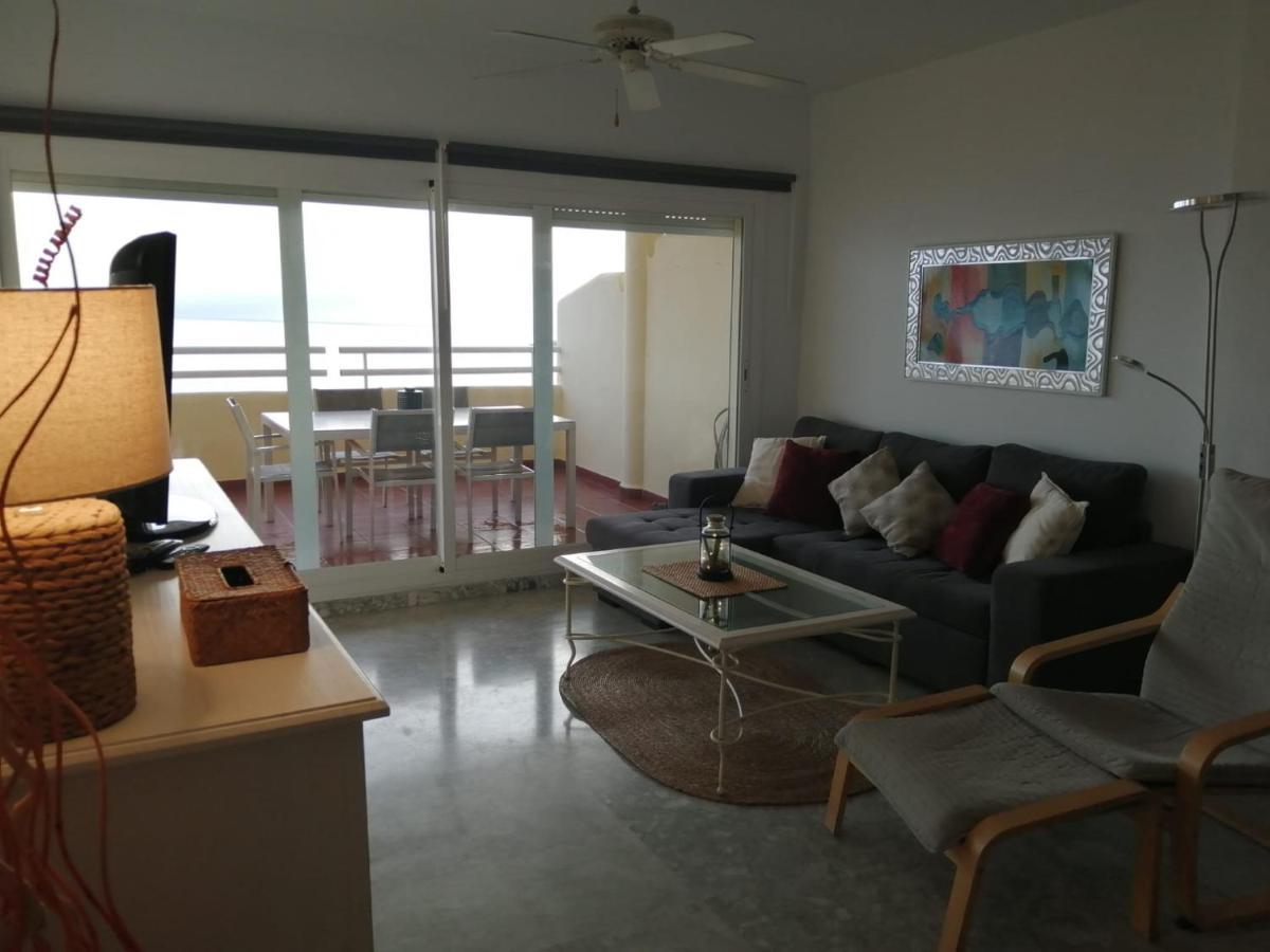 Holidays2Benalmadena Torrequebrada Sea View Front Beach With Pool Parking & Terraces Ngoại thất bức ảnh