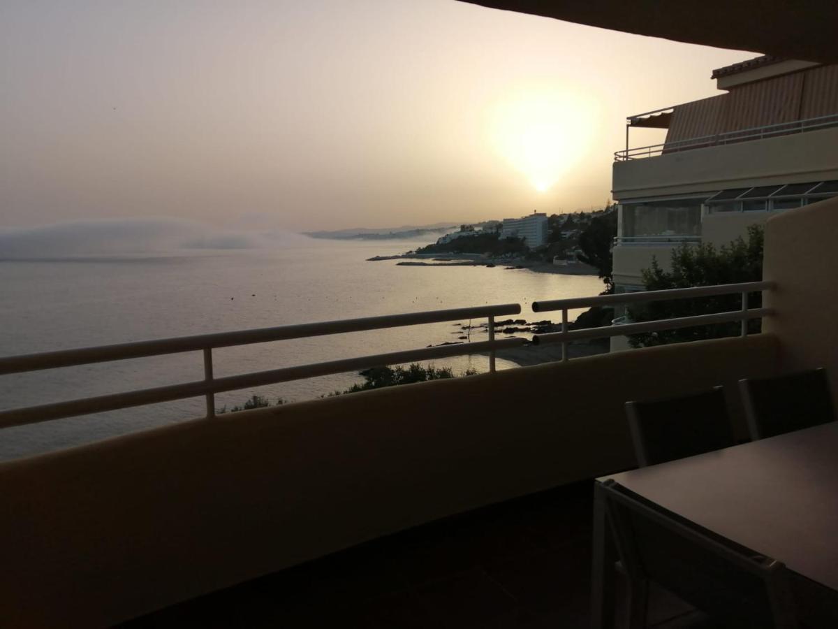 Holidays2Benalmadena Torrequebrada Sea View Front Beach With Pool Parking & Terraces Ngoại thất bức ảnh