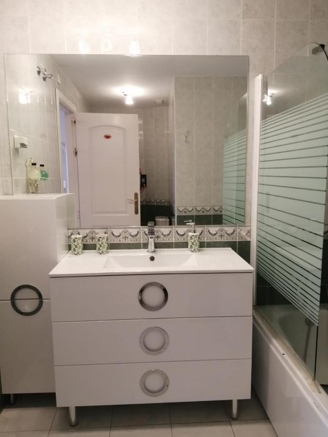 Holidays2Benalmadena Torrequebrada Sea View Front Beach With Pool Parking & Terraces Ngoại thất bức ảnh